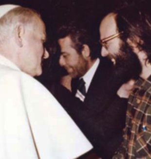 Andrea Aziani com João Paulo II.