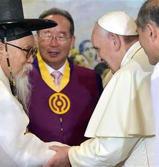 Francisco com os líderes religiosos coreanos