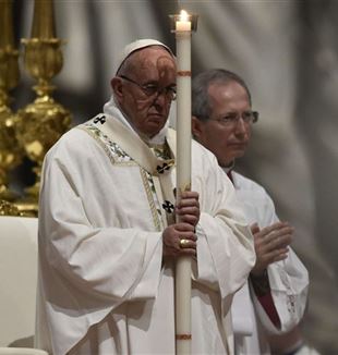 Papa Francisco durante a vigília