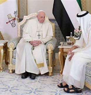 O Papa em Abu Dhabi