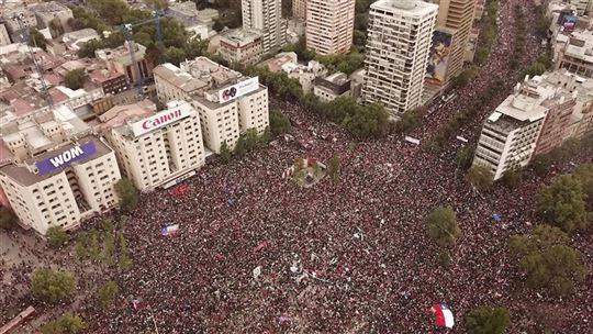 Um milhão de chilenos na praça Santiago na sexta-feira, 25 de outubro