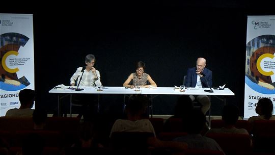 Fabio Cantelli, Caterina Pulcinella e Carmine Di Martino na apresentação do livro de Giussani em 1 de julho. (foto Pino Franchino)