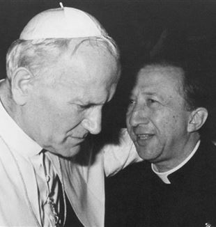 Dom Giussani com João Paulo II (© Fraternidade de CL)