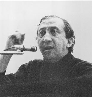 Dom Giussani em Riccione em 1973 (Foto: Fraternidade de CL)
