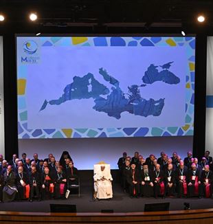 Papa Francisco durante sua fala nos “Rencontres Méditerranéennes” (Foto: Vatican Media/Catholic Press Photo)